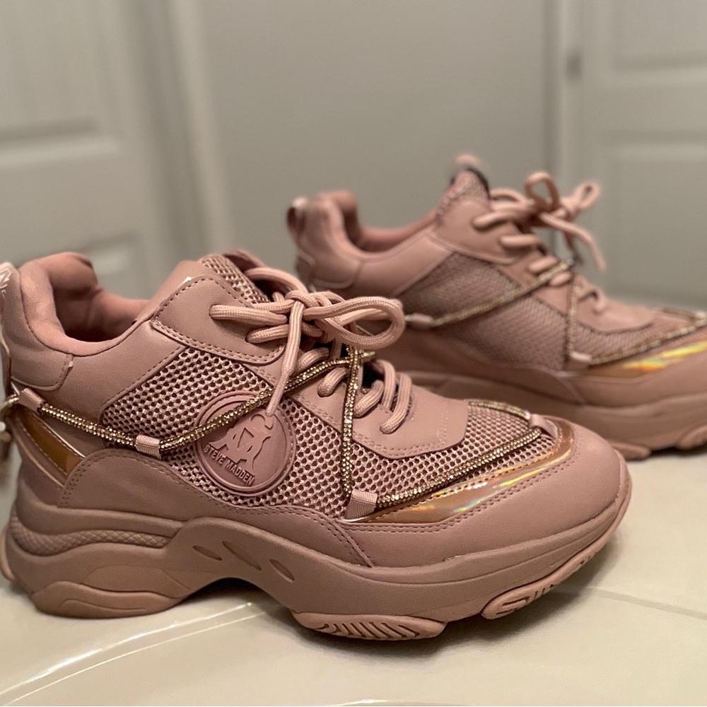 Steve Madden Pink and Tan Chunky Sneakers